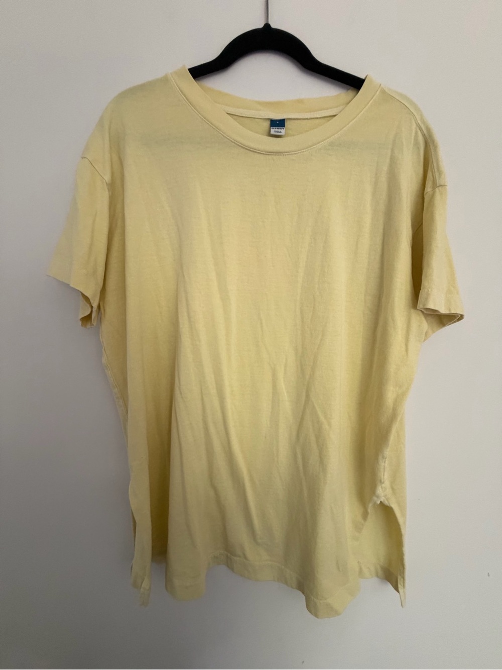 Old Navy | Woman’s Sz L | Classic Crew Neck T-Shirt - Light Yellow